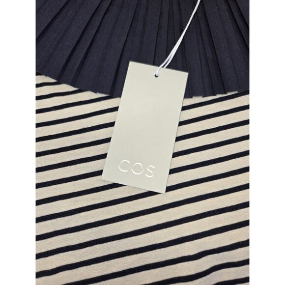 COS NWT Striped Shirt Size Medium Pleated Collar Womens Navy Blue and Off White - Picture 4 of 12